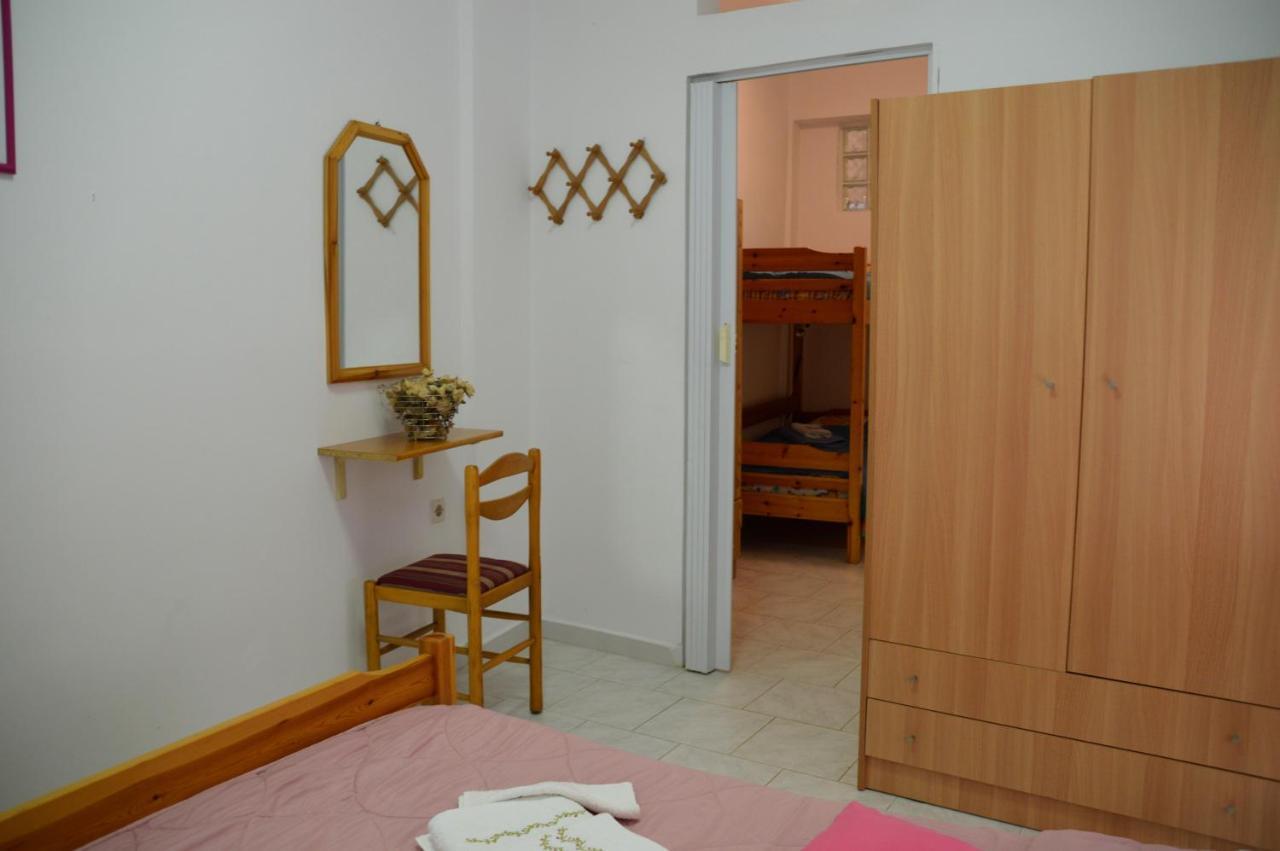 Antony Apartments Неа Плагия Екстериор снимка
