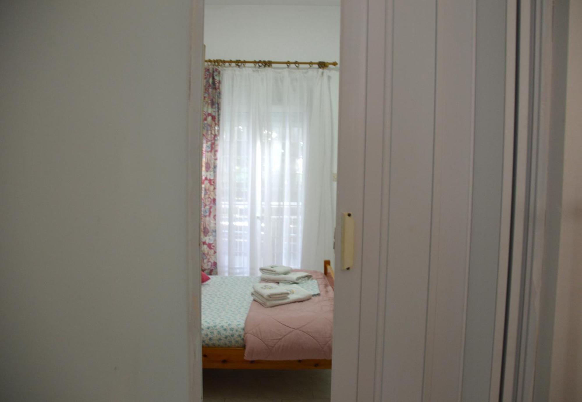 Antony Apartments Неа Плагия Екстериор снимка