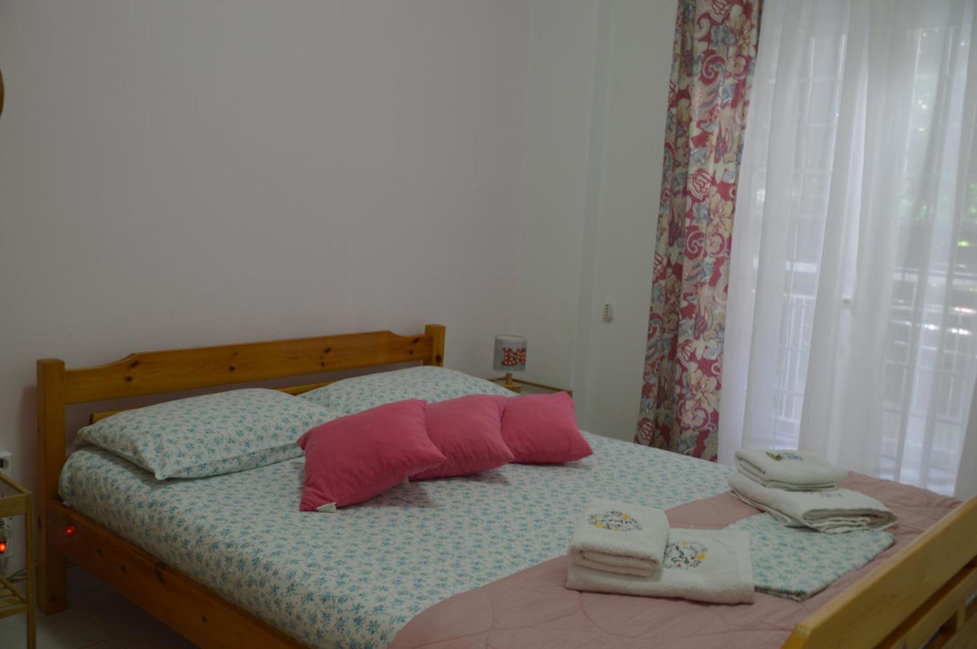 Antony Apartments Неа Плагия Екстериор снимка